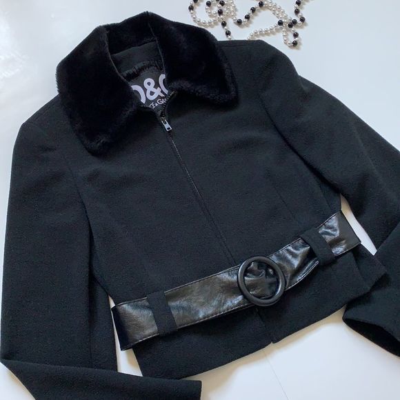 ❤️🔥❤️Dolce&Gabbana short belted jacket coat size S❤️🔥❤️ - Picture 3 of 8